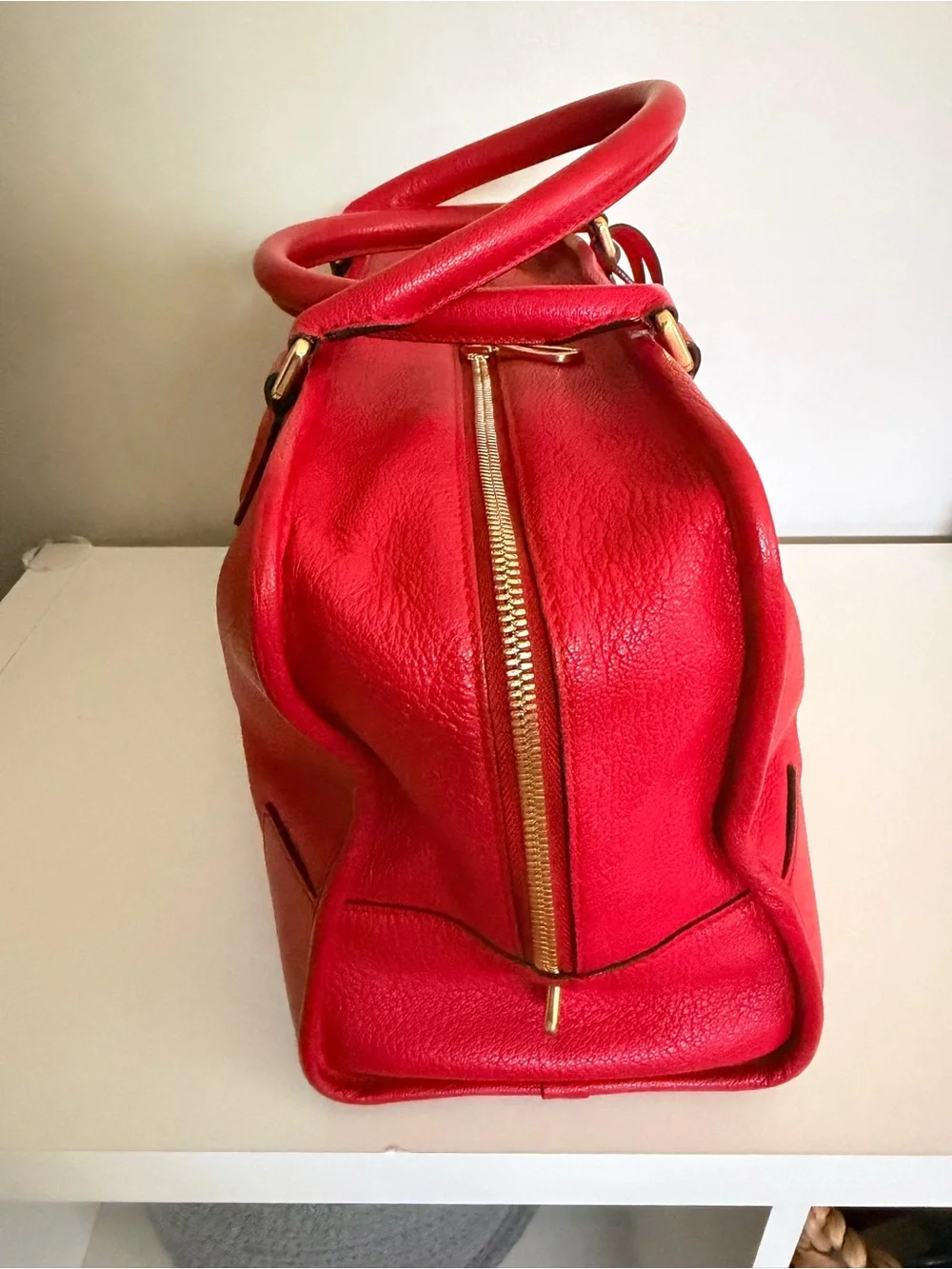 Loewe Red Amazona 36